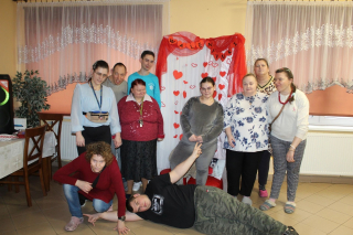 Uczestnicy zabawy