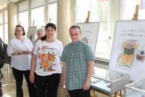 Mieszkańcy DPS na wernisażu